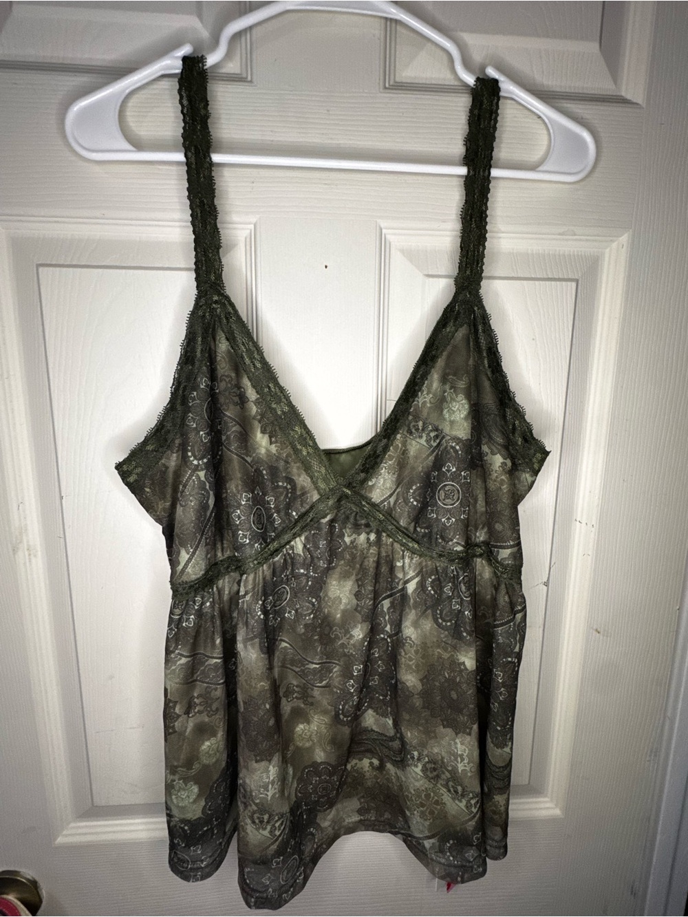 Cider Olive Green Printed Lace-Trim Camisole